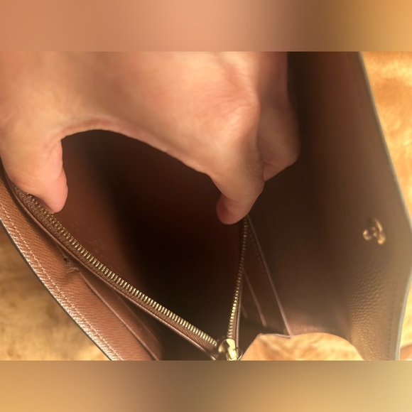 Authentic Louis Vuitton Portefeuille Sarah Wallet - Picture 13 of 17